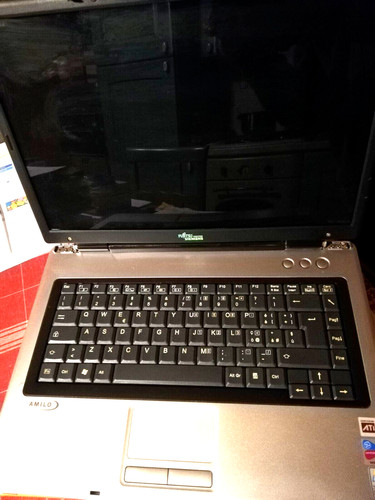 Fujitsu siemens amilo m1451g - ,