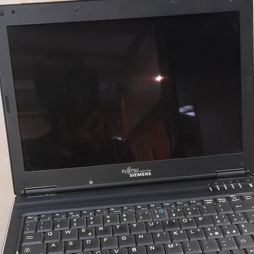 Fujitsu siemens amilo - fujitsu,